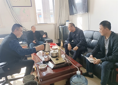 縣科工信局領(lǐng)導(dǎo)到廠視察